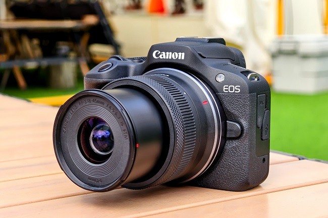 给摄影加点创意 3000元档唯一半画幅微单佳能EOS R100体验